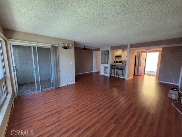 Building Photo - 6225 Canterbury Dr Unit 306