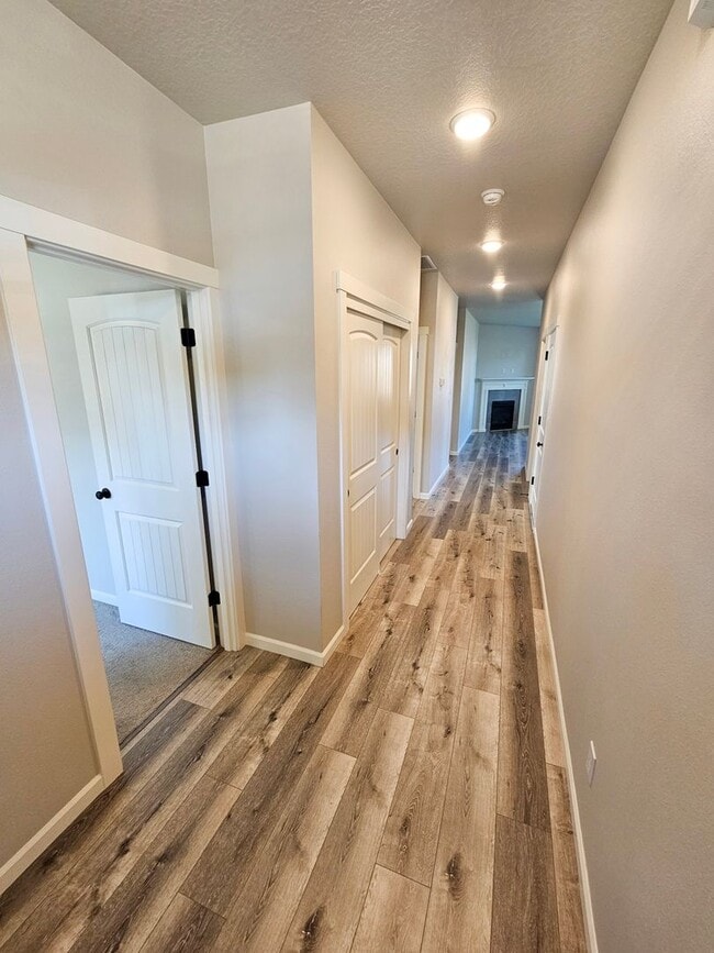 Photo - 1400 Dahlia St