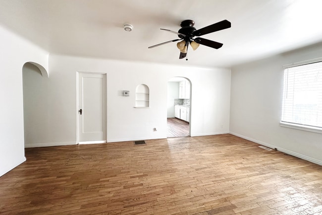 1333 N Main St