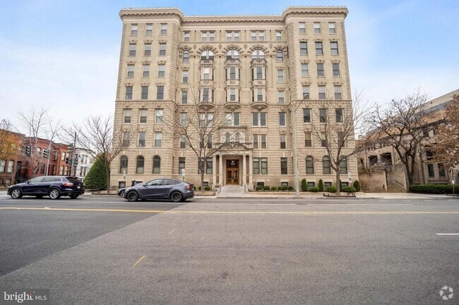 Building Photo - Modern Logan Circle One Bedroom W/Sleek Ki... Rental
