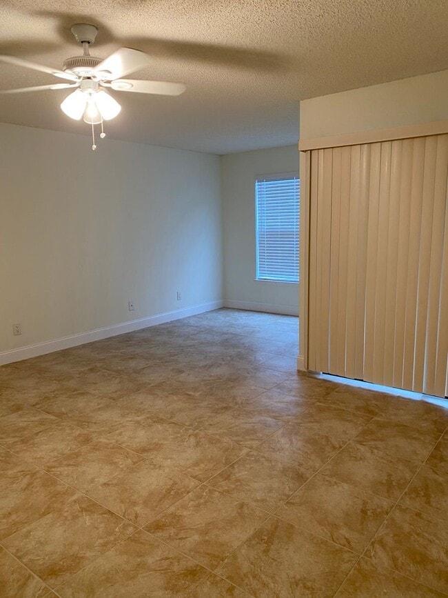 Photo - Lush Tropical Condo in North Naples