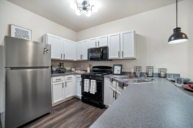 11-P1037589 - The Park at 1824 Student Apartments