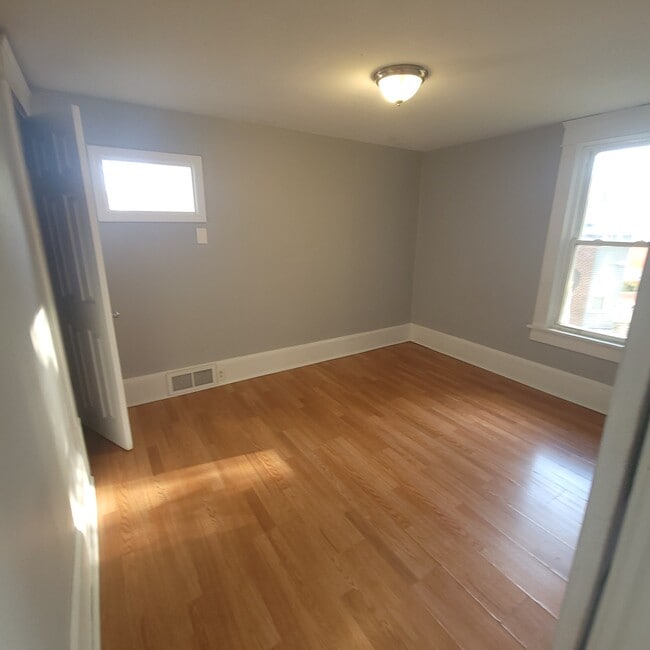 Photo - 1352 Sprague St