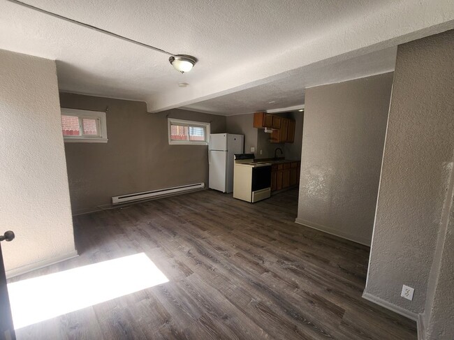 Photo - 1042 N Clarkson St Unit 3