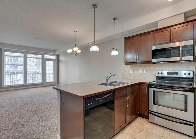 Photo - Convenient 1 Bedroom/1Bathroom Condo Located in the Lake Community of Mid(IP082) Unit 210