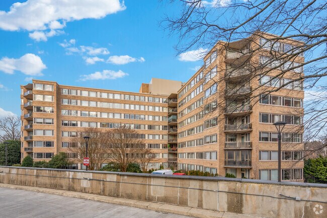 4101 Avenida Catedral NW - Cathedral Ave Cooperative