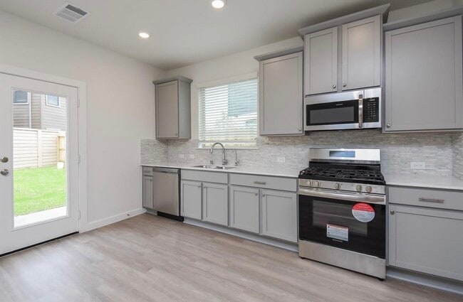 Photo - 17231 Walden Lk Ln