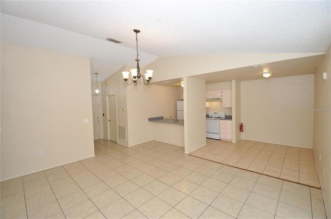 Photo - 400 Red Hawk Loop