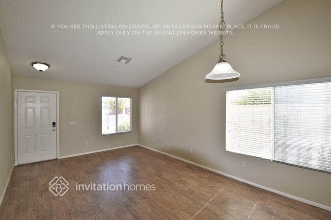 Photo - 16168 W Sherman St