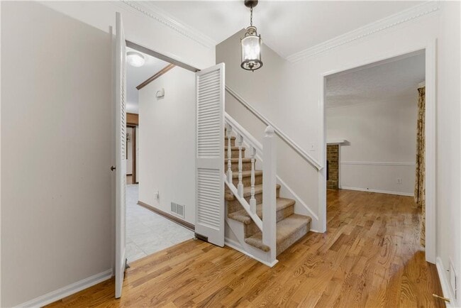 Photo - 1407 Independence Way