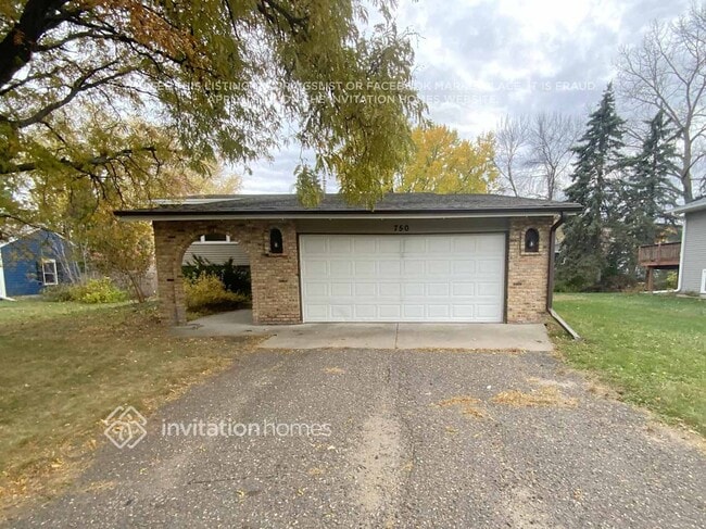 Building Photo - 750 116th Ave NE