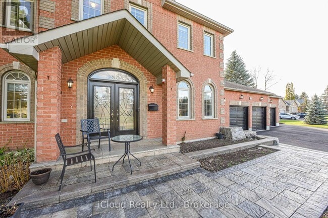 Photo - 25 Giles Rd