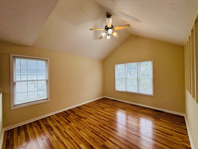 Photo - 228 Mountain Breeze Dr