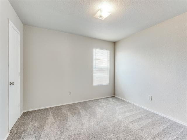Photo - 1400 Royal Meadows Tr