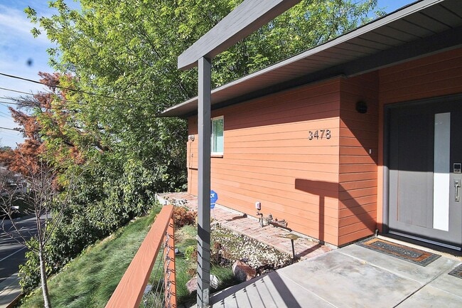 Photo - Unfurnished South of the BLVD. Minutes to Westside, Mulholland, 405. Roscomare Road Elementary