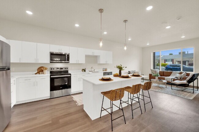 Photo - First  Month Rent FREE Unit 112