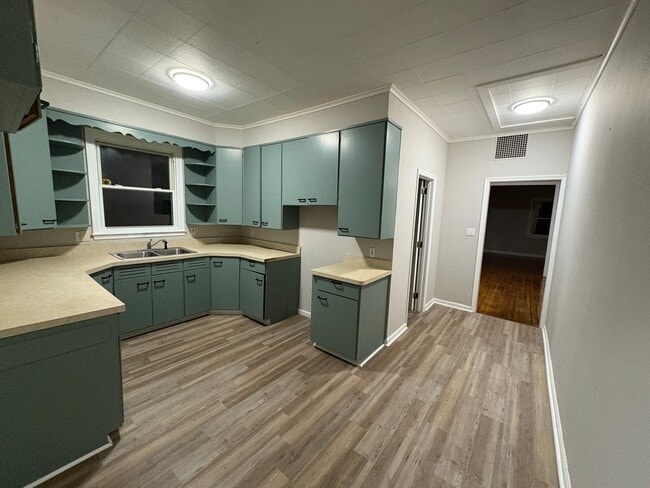 Photo - 1610 Walnut St