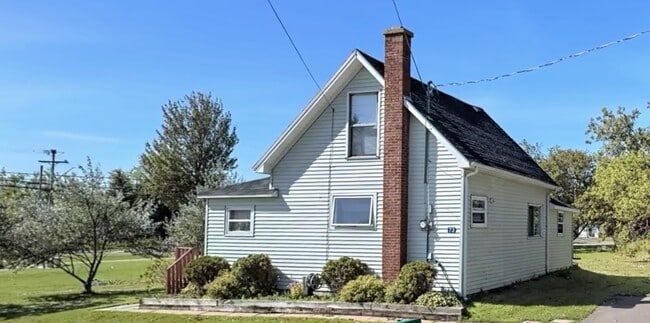 Building Photo - 73 Mill Rd