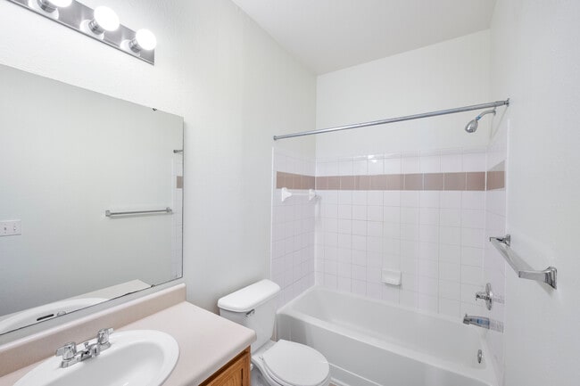Reserve at Norton Shores