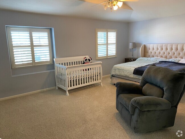 Building Photo - Stunning 5/3 Home LOADED w/Upgrades! (PLE...