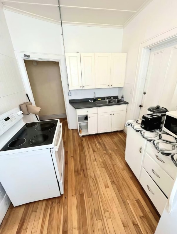 Building Photo - 70 Brunswick St Unit 1