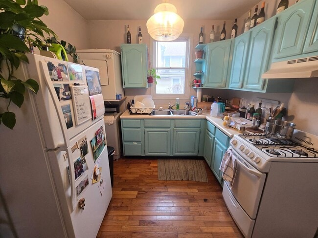 Building Photo - 712 S Vine St Unit A