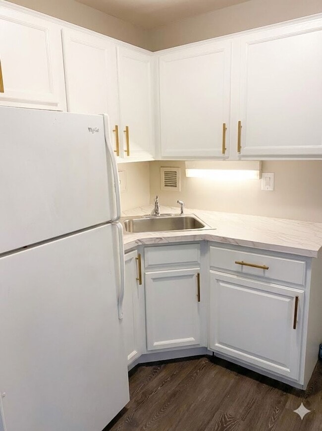 Photo - 2026 Move-In Special – $500 LEASE SIGNING BONUS!! Spacious Top-Floor 2-Bedroom Condo with Balcony...