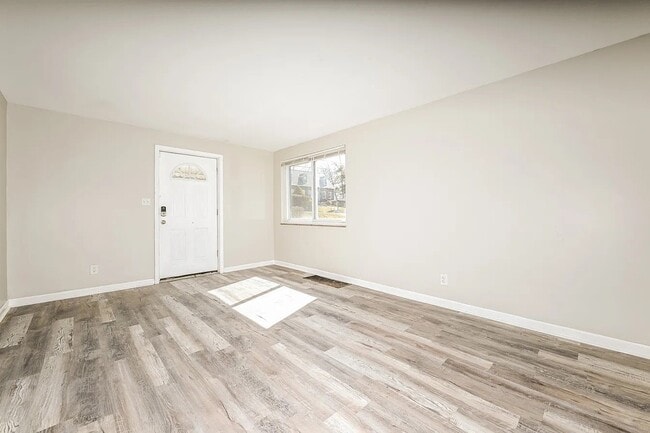 Building Photo - 124 Dauntless Dr