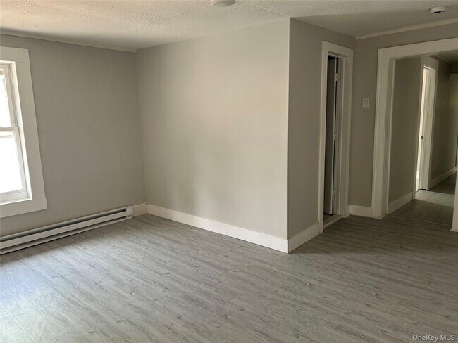 Photo - 404 NY-52 Unit 3