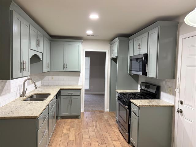 Photo - 2410 Viva Dr