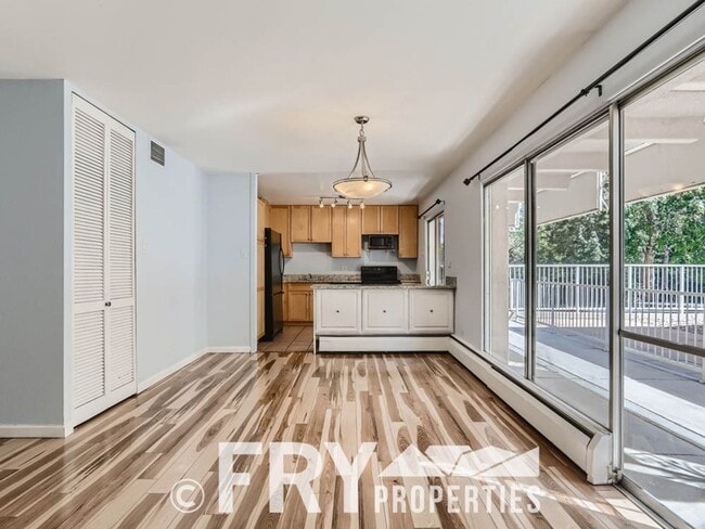 Photo - Great Condo off Cheeseman Park