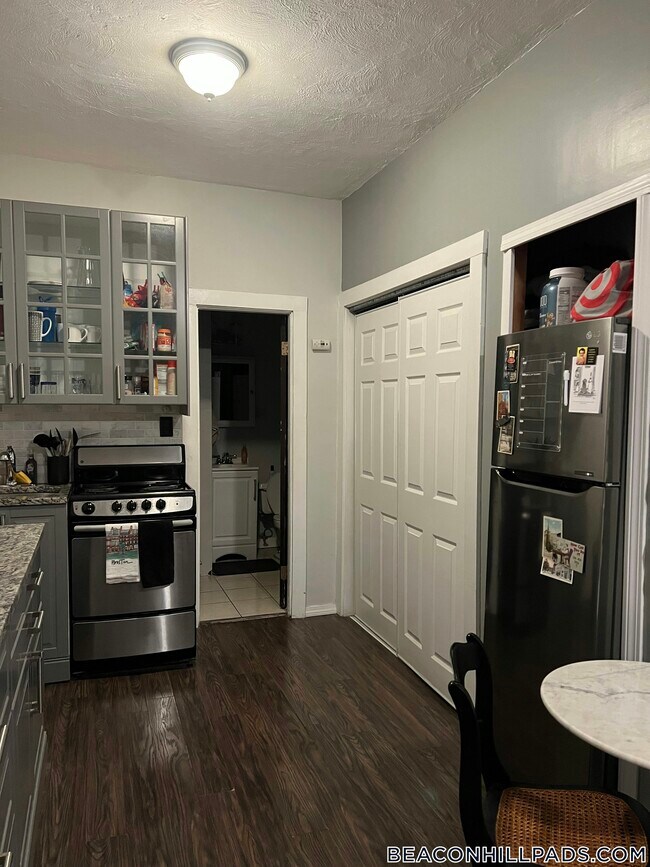 Photo - 40 Anderson St Unit 4