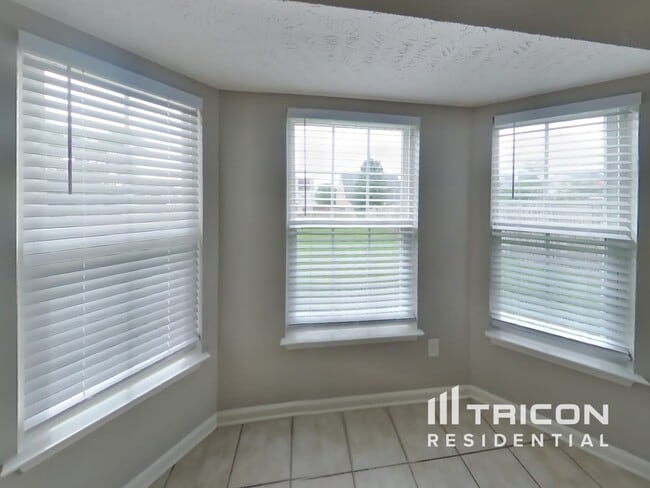 Photo - 2023 Fiona Way