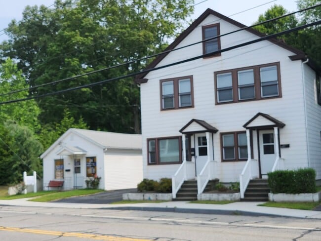 Building Photo - 299-301-301 Providence Rd Unit 301A Rental