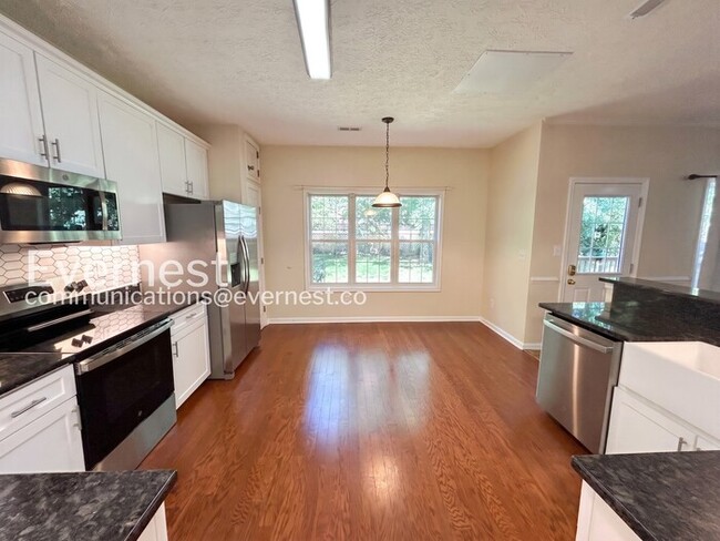 Photo - 4 Bed - 2.5 Bath Spacious Home with Modern Amenities and Community Perks / Available Now!