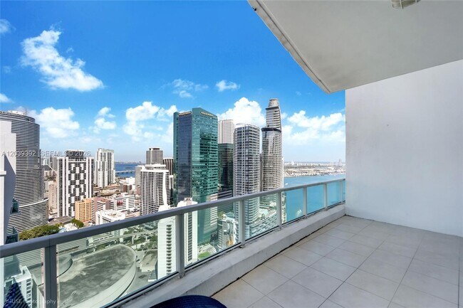 Photo - 41 SE 5th St Unit 2409