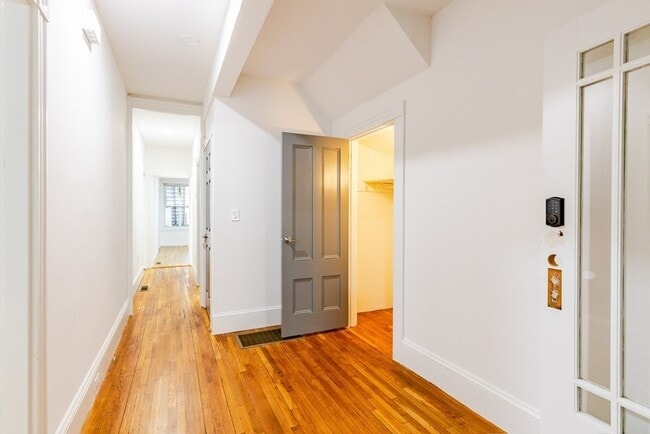 Photo - 178 L St Unit 1
