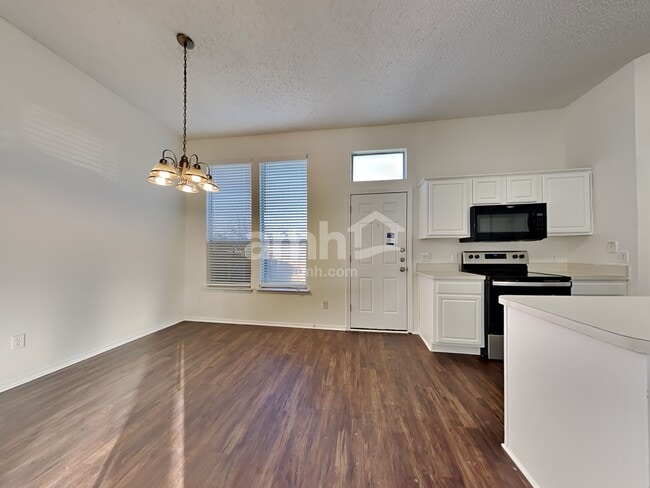 Photo - 8629 Garden Springs Dr