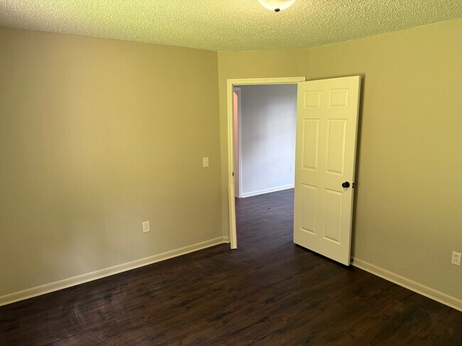 111 Mintz Rd