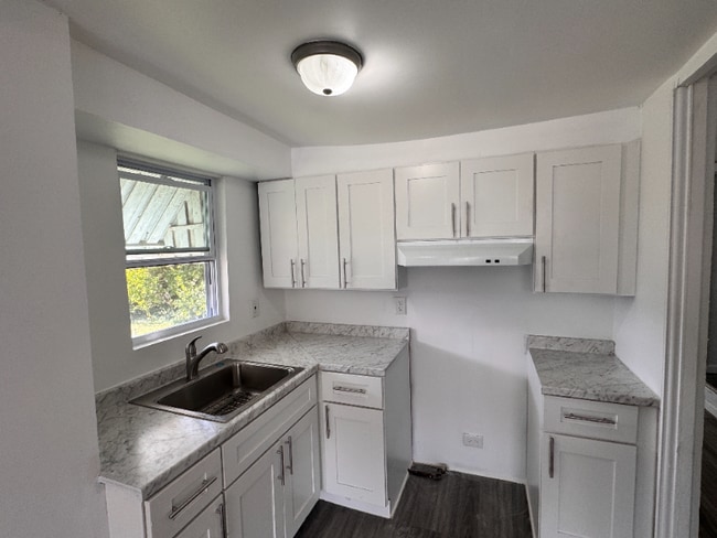 Photo - 1716 N 6th St