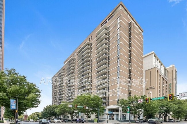 Photo - 620 Peachtree St NE