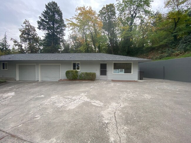 Photo - Johnson Duplex Apartments Unit 607 13th St