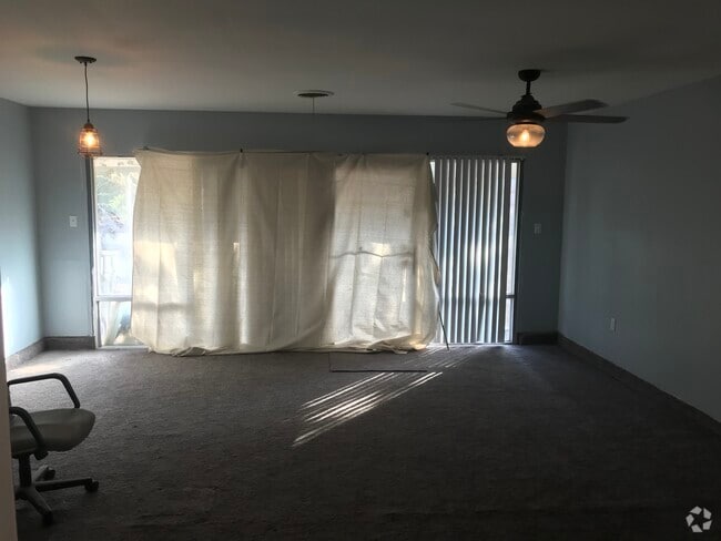 Building Photo - 3873 Rugged Cir Rental