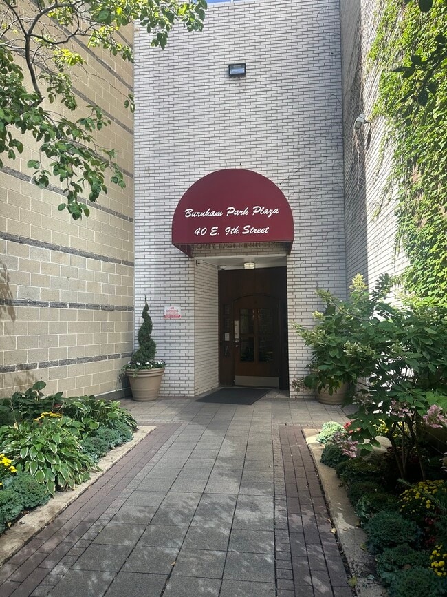 Photo - 40 E 9th St Unidad 402