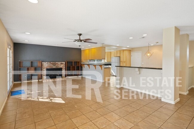 Photo - 8224 Longden Cir