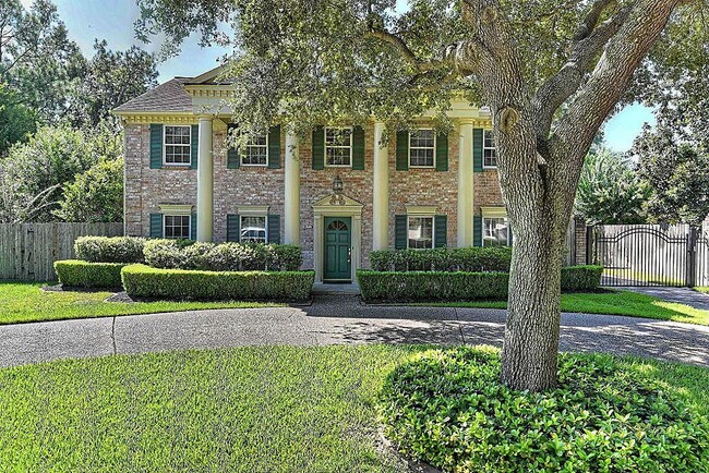 Photo - 14627 Carolcrest Dr Casa
