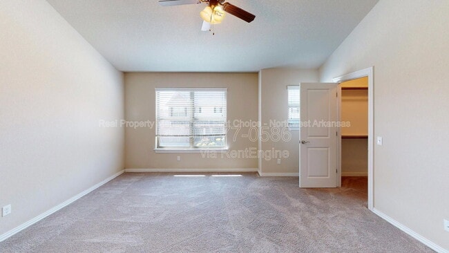 2711 W Shasta Rd