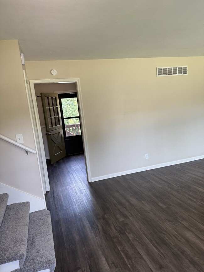 Photo - 1204 N 64th St