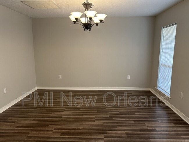 Photo - 1038 Sun Valley Ln