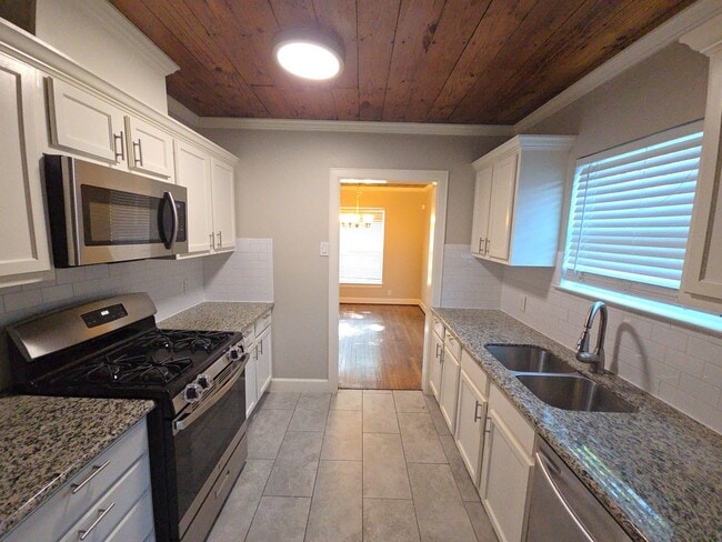 Photo - 210 Olive Ave